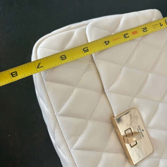 New Authentic Kate Spade "Carey" Shoulder Bag in Meringue white quilted leather - Picture 16 of 17